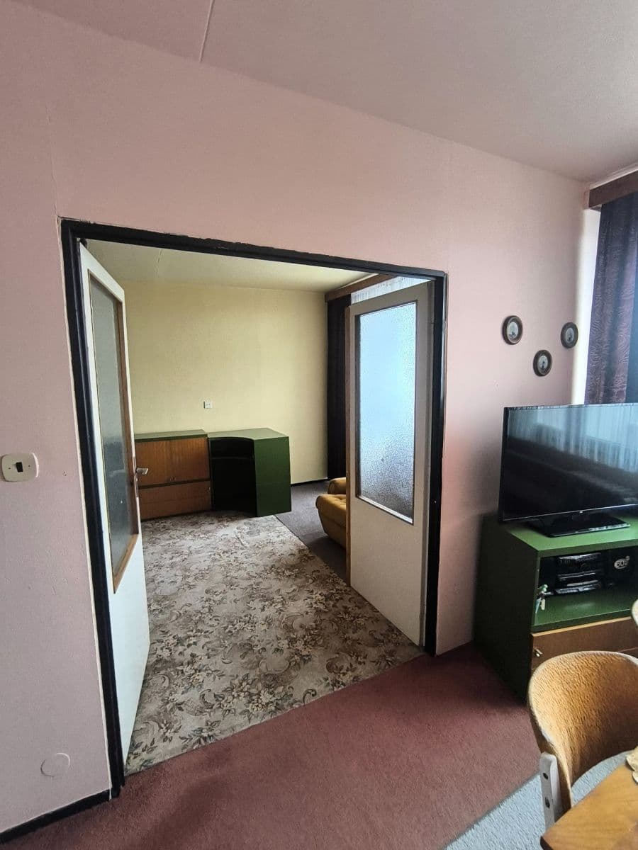 Prodej bytu 3+1 67 m², Americká, Kladno, Středočeský kraj Prodej bytu 3+1 67 m², Americká, Kladno, Středočeský kraj