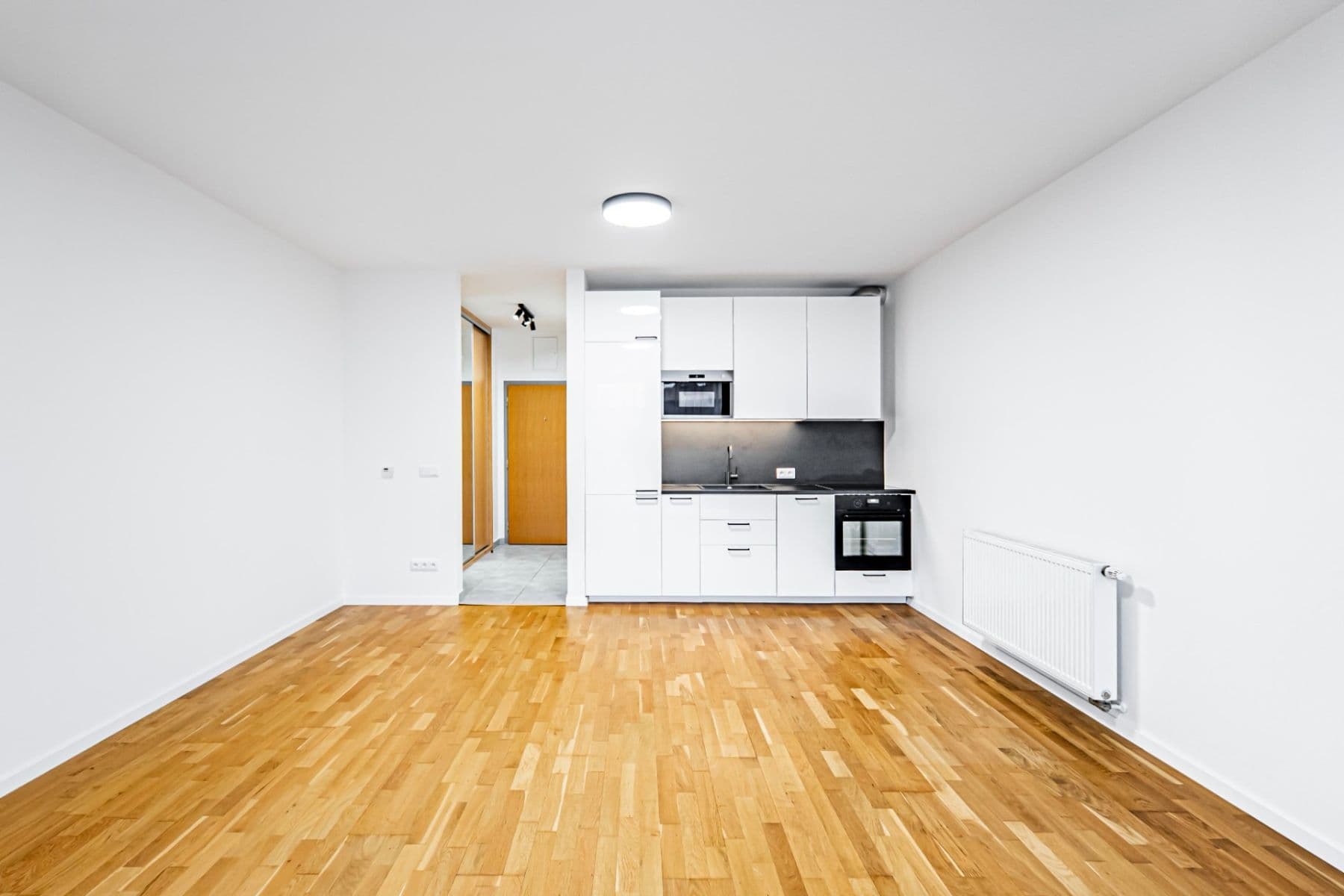 Pronájem bytu 1+kk 37 m², Rotavská, Praha, Praha Pronájem bytu 1+kk 37 m², Rotavská, Praha, Praha