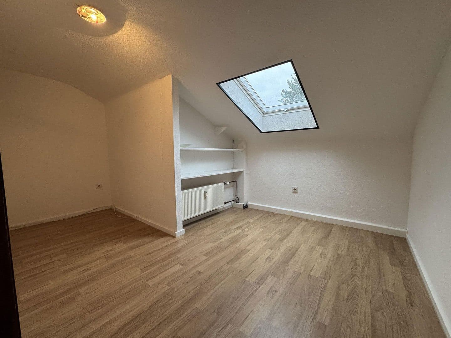 Pronájem bytu 4+1 78 m², Strassen 69-71, Bergisch Gladbach, Severní Porýní-Vestfálsko Pronájem bytu 4+1 78 m², Strassen 69-71, Bergisch Gladbach, Severní Porýní-Vestfálsko