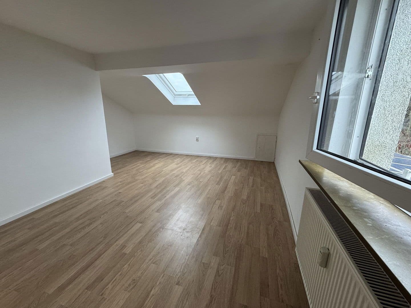 Pronájem bytu 4+1 78 m², Strassen 69-71, Bergisch Gladbach, Severní Porýní-Vestfálsko Pronájem bytu 4+1 78 m², Strassen 69-71, Bergisch Gladbach, Severní Porýní-Vestfálsko