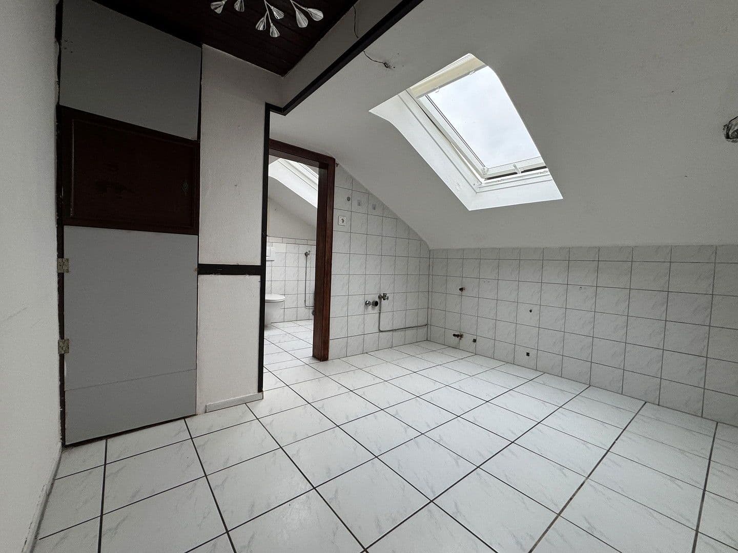 Pronájem bytu 4+1 78 m², Strassen 69-71, Bergisch Gladbach, Severní Porýní-Vestfálsko Pronájem bytu 4+1 78 m², Strassen 69-71, Bergisch Gladbach, Severní Porýní-Vestfálsko