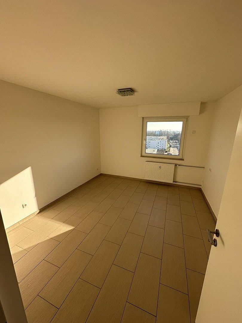 Pronájem bytu 3+kk 82 m², Amsterdamer Straße 1, Ludwigshafen am Rhein, Porýní-Falc Pronájem bytu 3+kk 82 m², Amsterdamer Straße 1, Ludwigshafen am Rhein, Porýní-Falc