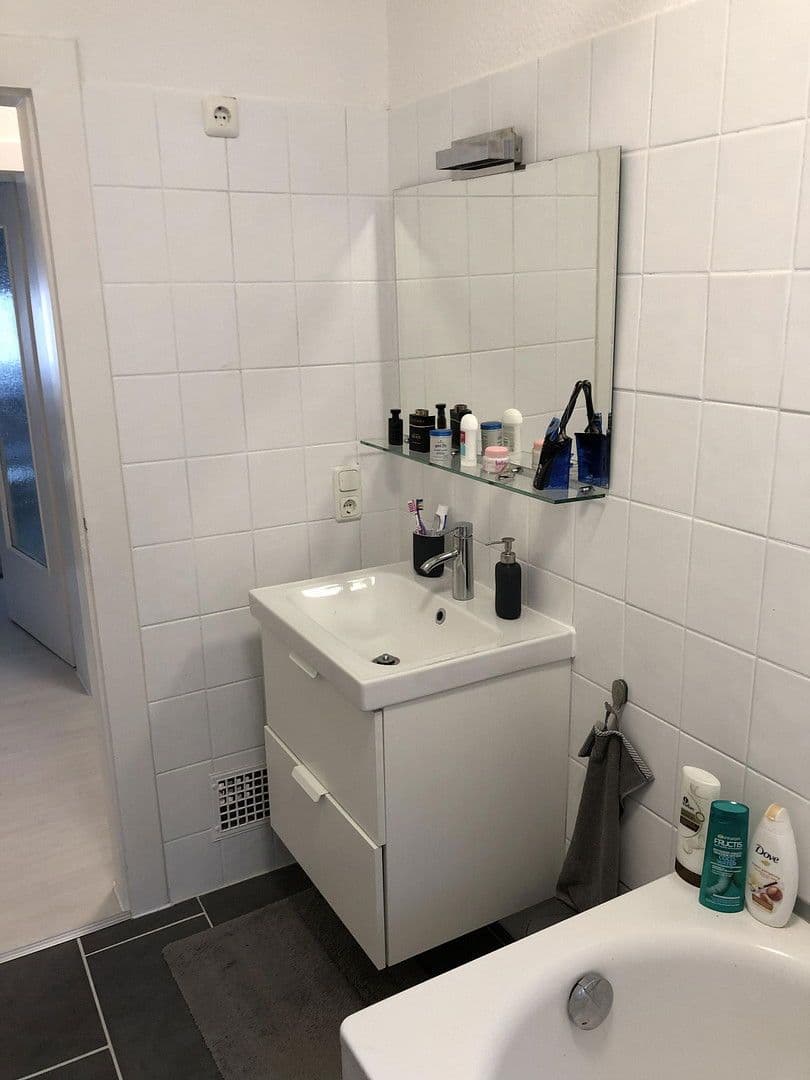 Pronájem bytu 2+1 60 m², Mühlenstrasse 90, Mönchengladbach, Severní Porýní-Vestfálsko Pronájem bytu 2+1 60 m², Mühlenstrasse 90, Mönchengladbach, Severní Porýní-Vestfálsko