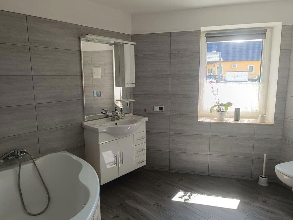 Prodej domu 225 m², pozemek 460 m², St. Egidien, Sasko Prodej domu 225 m², pozemek 460 m², St. Egidien, Sasko