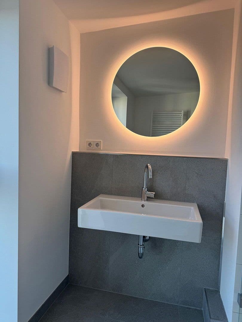 Prodej bytu 2+kk 67 m², Walderseestraße, Berlin, Berlín Prodej bytu 2+kk 67 m², Walderseestraße, Berlin, Berlín