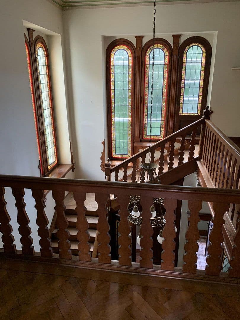 Pronájem domu 291 m², pozemek 1.500 m², Baden-Baden, Bádensko-Württembersko Pronájem domu 291 m², pozemek 1.500 m², Baden-Baden, Bádensko-Württembersko