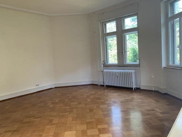 Pronájem domu 291 m², pozemek 1.500 m², Baden-Baden, Bádensko-Württembersko Pronájem domu 291 m², pozemek 1.500 m², Baden-Baden, Bádensko-Württembersko