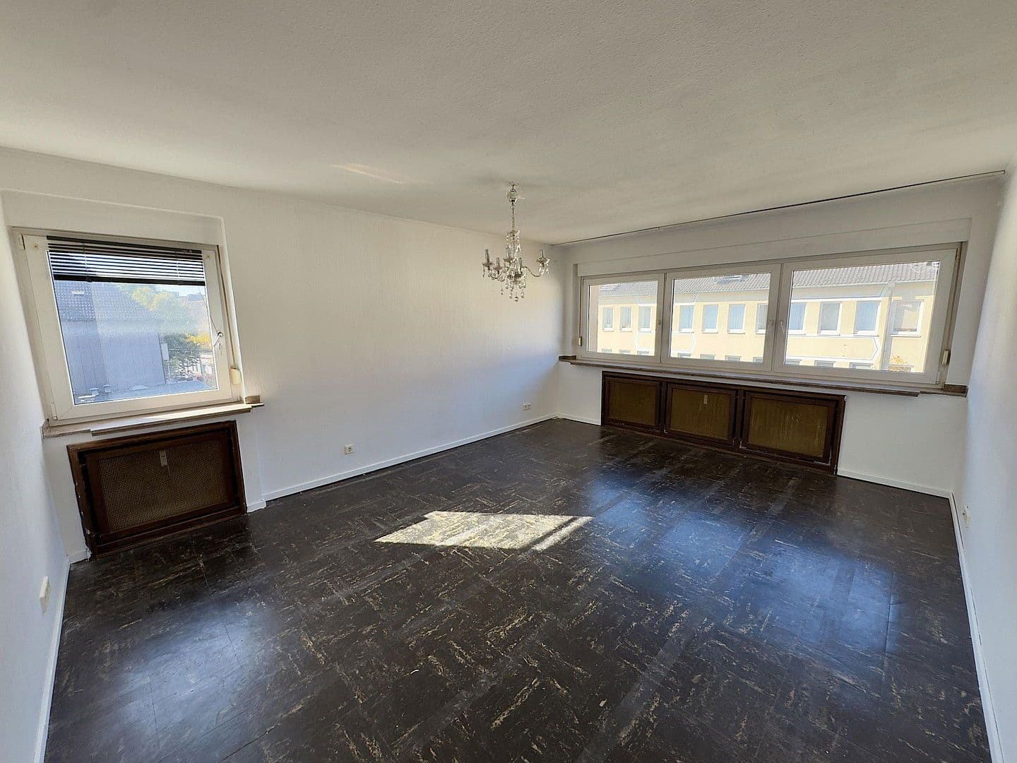 Pronájem bytu 3+1 78 m², Georgstraße 16, Gelsenkirchen, Severní Porýní-Vestfálsko Pronájem bytu 3+1 78 m², Georgstraße 16, Gelsenkirchen, Severní Porýní-Vestfálsko