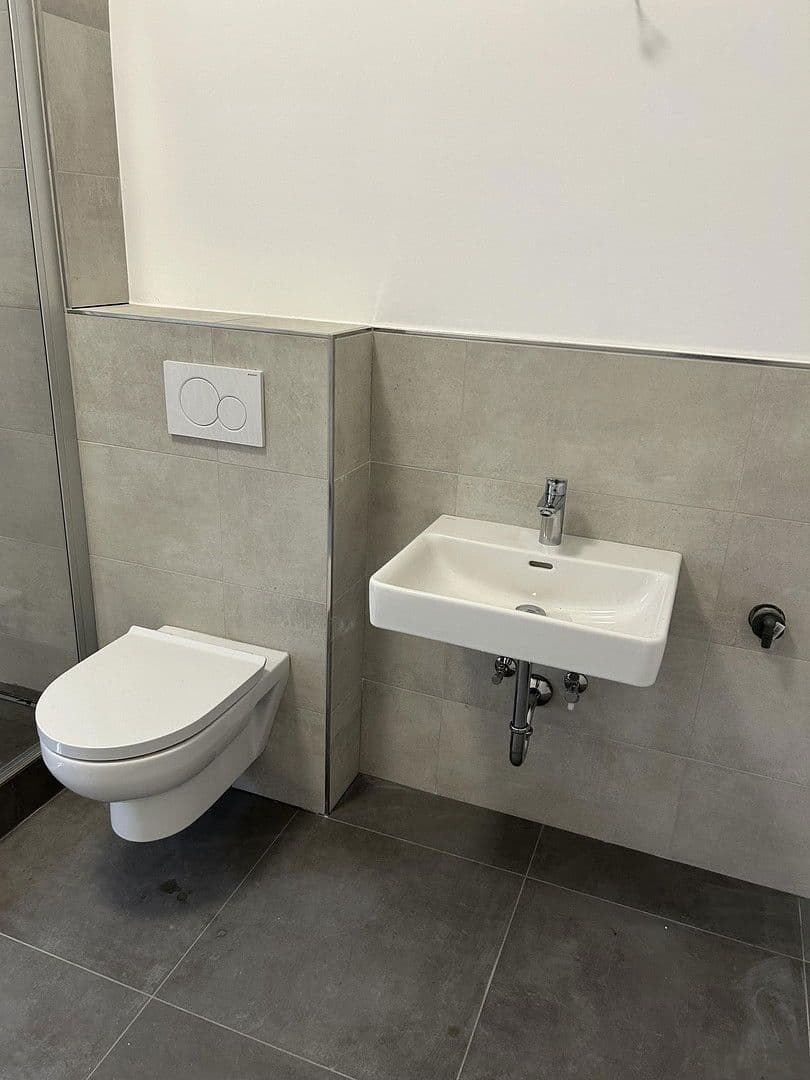 Prodej bytu 4+1 93 m², Rheinfeldstraße 67, Ludwigshafen, Porýní-Falc Prodej bytu 4+1 93 m², Rheinfeldstraße 67, Ludwigshafen, Porýní-Falc