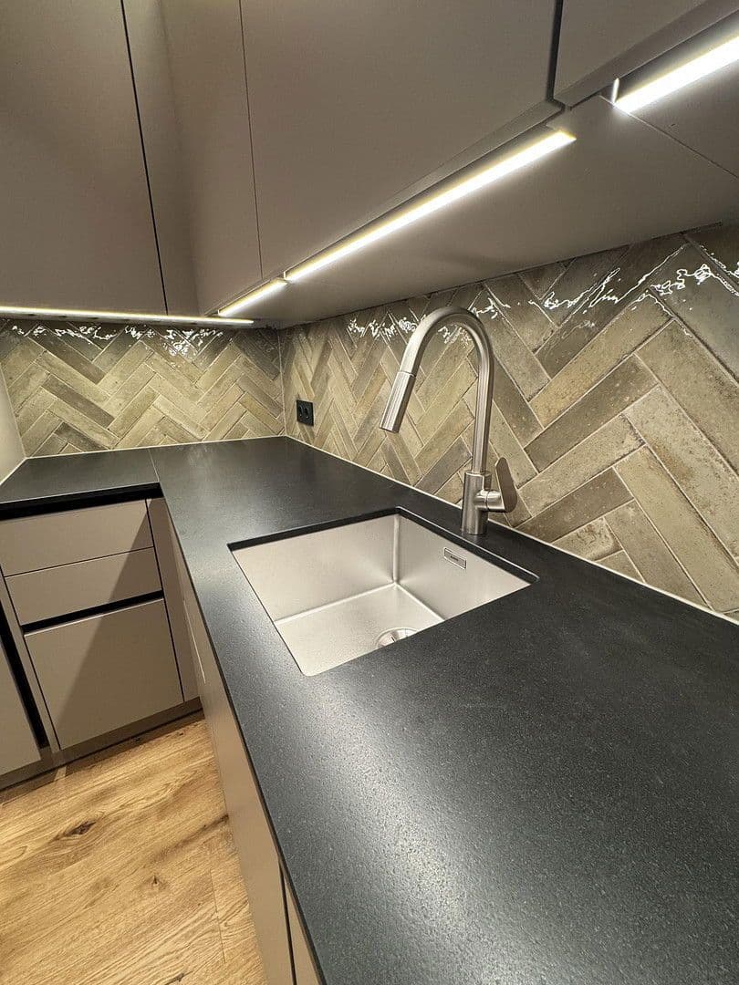 Pronájem bytu 3+1 63 m², Wien, Wien Pronájem bytu 3+1 63 m², Wien, Wien