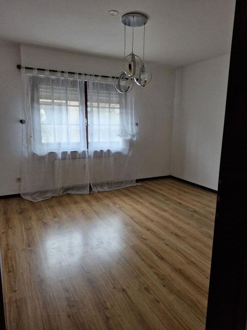 Pronájem bytu 5+1 110 m², Brücken (Pfalz), Porýní-Falc Pronájem bytu 5+1 110 m², Brücken (Pfalz), Porýní-Falc