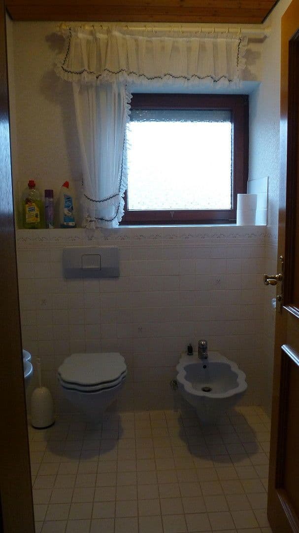 Prodej domu 255 m², pozemek 894 m², Hüttlingen, Bádensko-Württembersko Prodej domu 255 m², pozemek 894 m², Hüttlingen, Bádensko-Württembersko