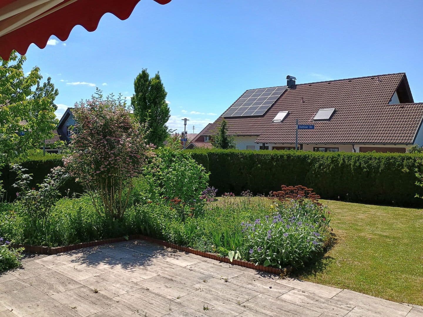 Prodej domu 255 m², pozemek 894 m², Hüttlingen, Bádensko-Württembersko Prodej domu 255 m², pozemek 894 m², Hüttlingen, Bádensko-Württembersko