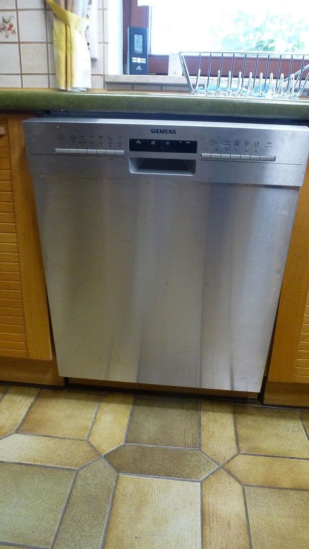 Prodej domu 255 m², pozemek 894 m², Hüttlingen, Bádensko-Württembersko Prodej domu 255 m², pozemek 894 m², Hüttlingen, Bádensko-Württembersko