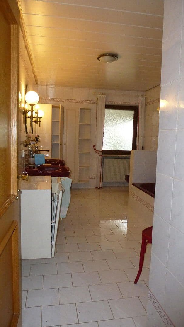 Prodej domu 255 m², pozemek 894 m², Hüttlingen, Bádensko-Württembersko Prodej domu 255 m², pozemek 894 m², Hüttlingen, Bádensko-Württembersko