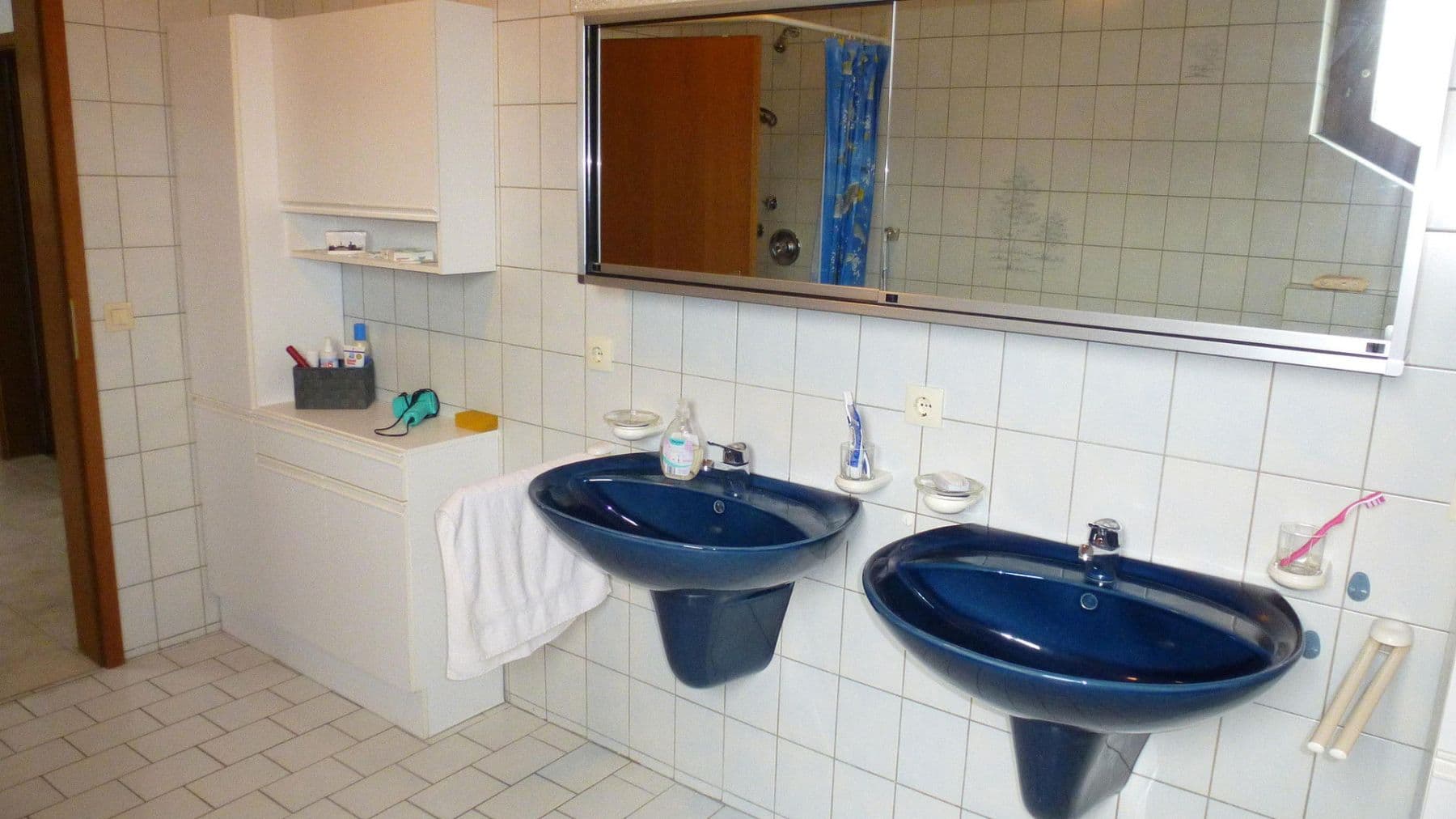 Prodej domu 255 m², pozemek 894 m², Hüttlingen, Bádensko-Württembersko Prodej domu 255 m², pozemek 894 m², Hüttlingen, Bádensko-Württembersko