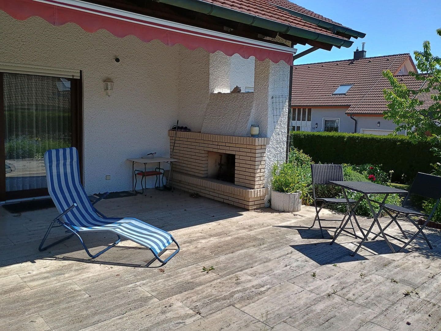 Prodej domu 255 m², pozemek 894 m², Hüttlingen, Bádensko-Württembersko Prodej domu 255 m², pozemek 894 m², Hüttlingen, Bádensko-Württembersko