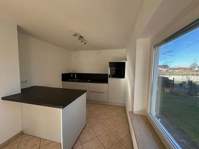 Pronájem bytu 3+1 95 m², Brunnthal, Bavorsko Pronájem bytu 3+1 95 m², Brunnthal, Bavorsko