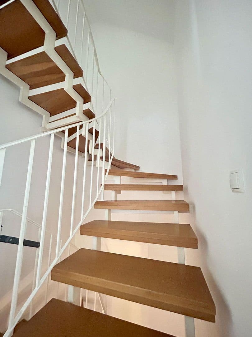 Pronájem domu 150 m², pozemek 350 m², Gräfelfing, Bavorsko Pronájem domu 150 m², pozemek 350 m², Gräfelfing, Bavorsko