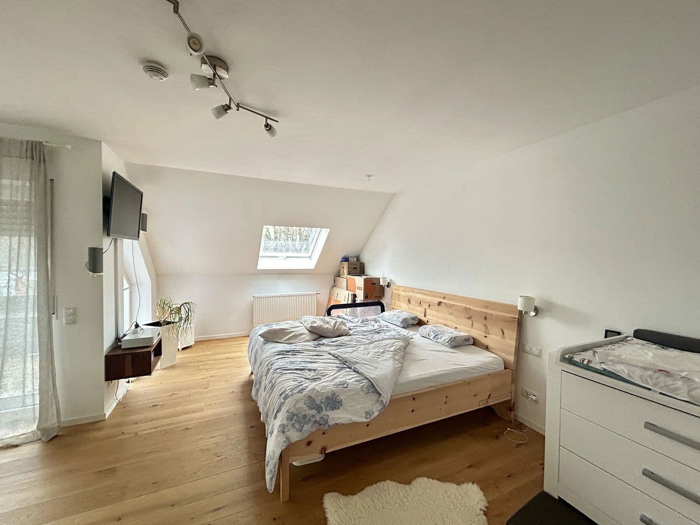 Pronájem domu 150 m², pozemek 350 m², Gräfelfing, Bavorsko Pronájem domu 150 m², pozemek 350 m², Gräfelfing, Bavorsko