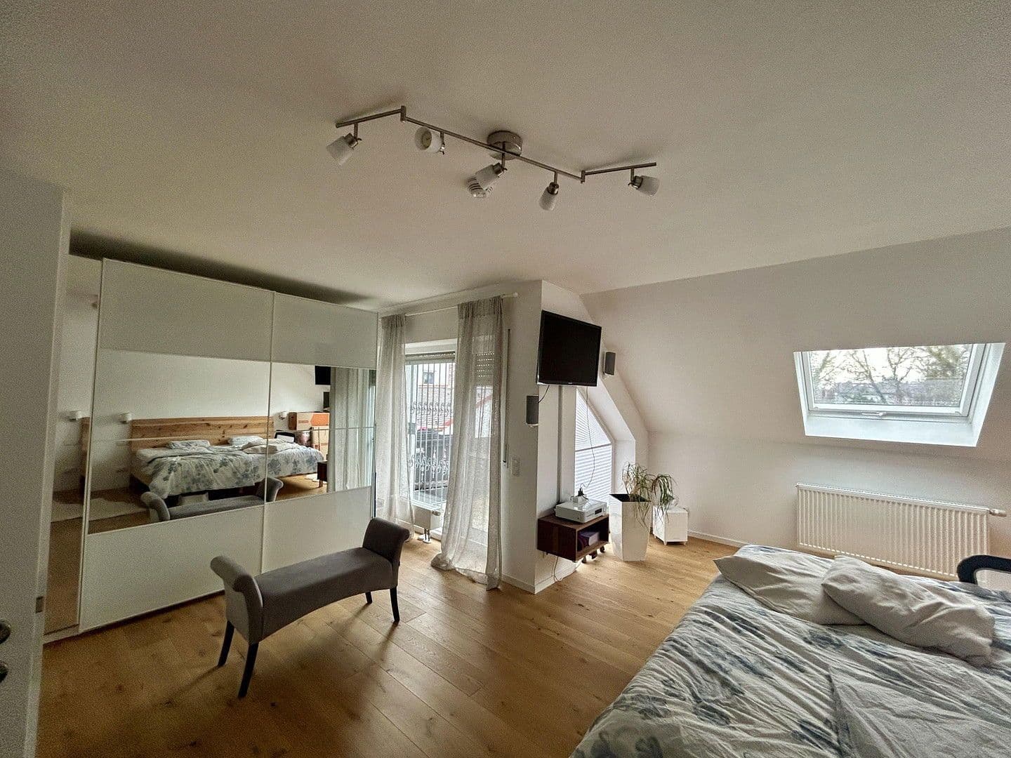 Pronájem domu 150 m², pozemek 350 m², Gräfelfing, Bavorsko Pronájem domu 150 m², pozemek 350 m², Gräfelfing, Bavorsko