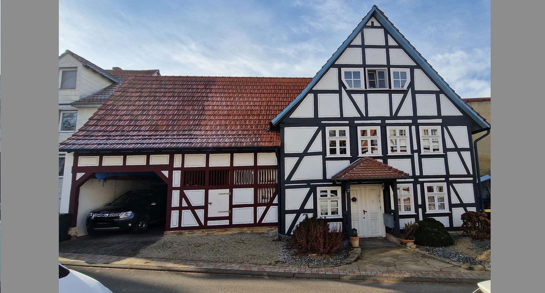 Prodej domu 260 m², pozemek 330 m², Immenhausen, Hessen Prodej domu 260 m², pozemek 330 m², Immenhausen, Hessen