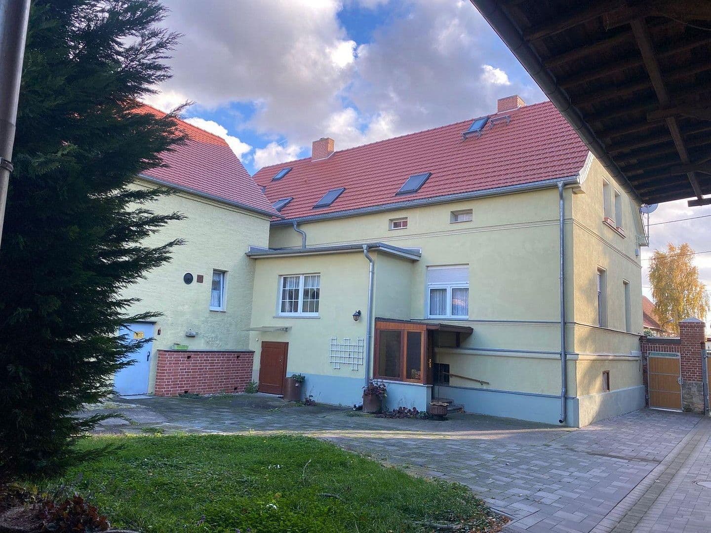Prodej domu 260 m², pozemek 3.290 m², Nienburg (Saale), Sasko-Anhaltsko Prodej domu 260 m², pozemek 3.290 m², Nienburg (Saale), Sasko-Anhaltsko