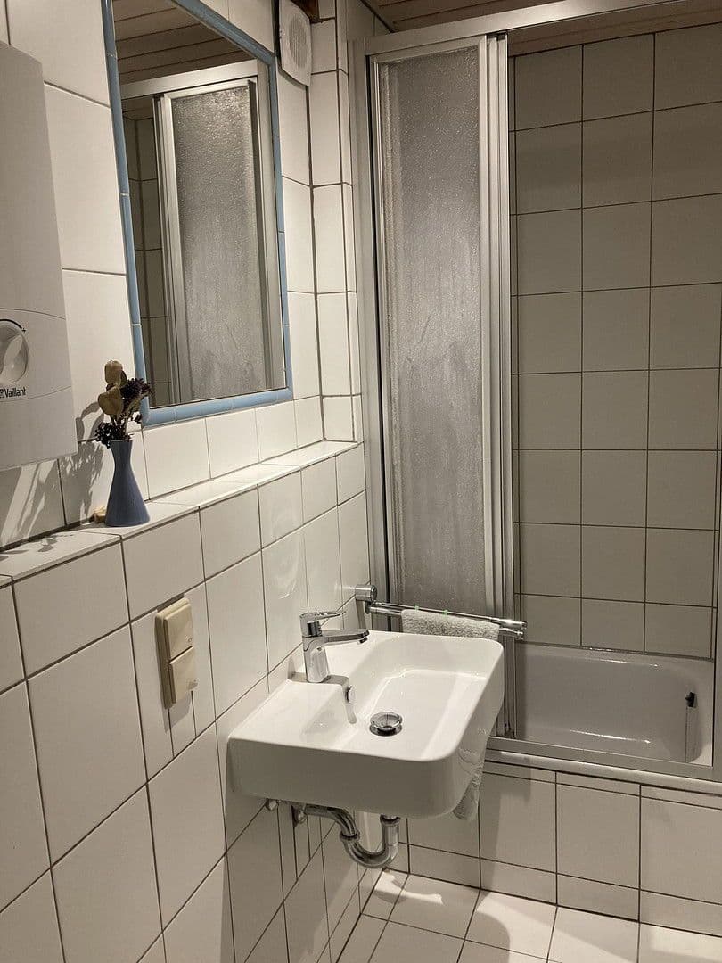 Pronájem bytu 1+1 21 m², Am Untertor 2, Flörsheim-Dalsheim, Porýní-Falc Pronájem bytu 1+1 21 m², Am Untertor 2, Flörsheim-Dalsheim, Porýní-Falc