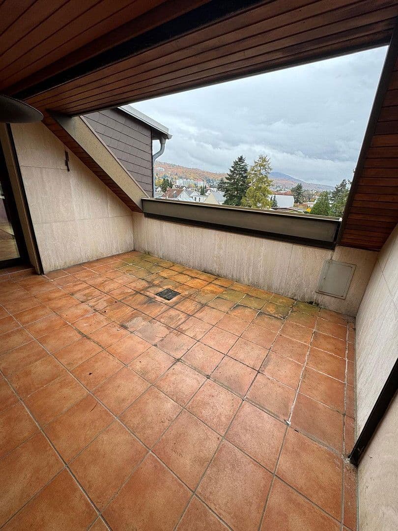 Pronájem bytu 3+1 166 m², Kiefernweg 1, Seeheim-Jugenheim, Hessen Pronájem bytu 3+1 166 m², Kiefernweg 1, Seeheim-Jugenheim, Hessen