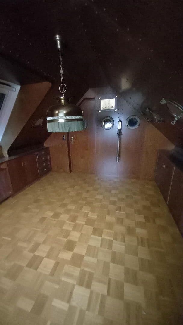 Pronájem bytu 3+1 166 m², Kiefernweg 1, Seeheim-Jugenheim, Hessen Pronájem bytu 3+1 166 m², Kiefernweg 1, Seeheim-Jugenheim, Hessen