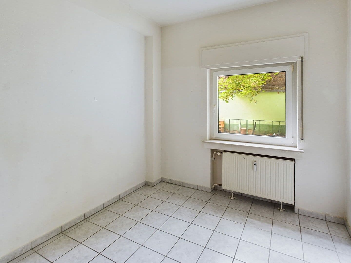 Pronájem bytu 3+1 70 m², Leyendeckerstraße 75, Köln, Severní Porýní-Vestfálsko Pronájem bytu 3+1 70 m², Leyendeckerstraße 75, Köln, Severní Porýní-Vestfálsko