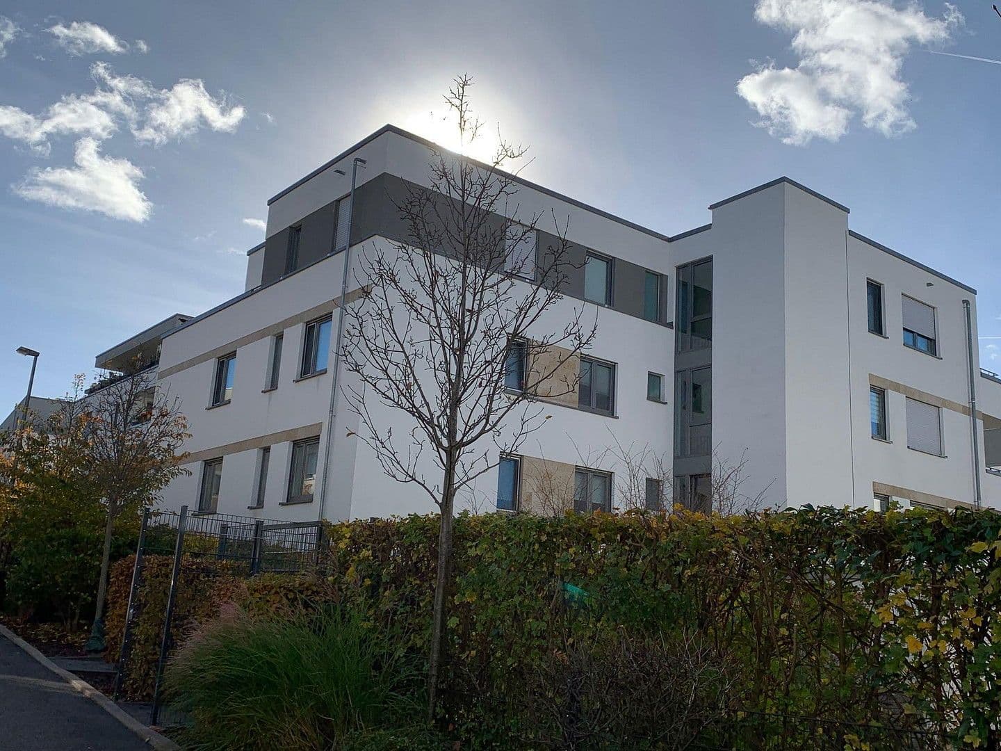 Pronájem bytu 3+1 98 m², Welschstrasse, Wiesbaden, Hessen Pronájem bytu 3+1 98 m², Welschstrasse, Wiesbaden, Hessen