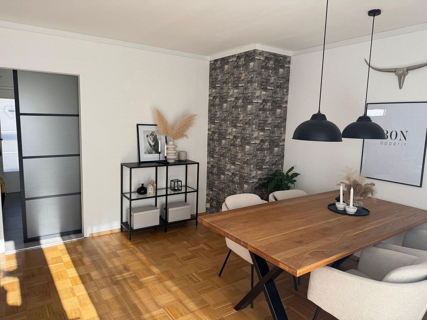 Prodej domu 125 m², pozemek 411 m², Lug, Porýní-Falc Prodej domu 125 m², pozemek 411 m², Lug, Porýní-Falc