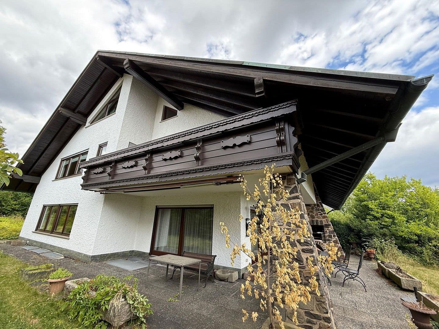 Prodej domu 478 m², pozemek 1.827 m², Neuhof, Hessen Prodej domu 478 m², pozemek 1.827 m², Neuhof, Hessen