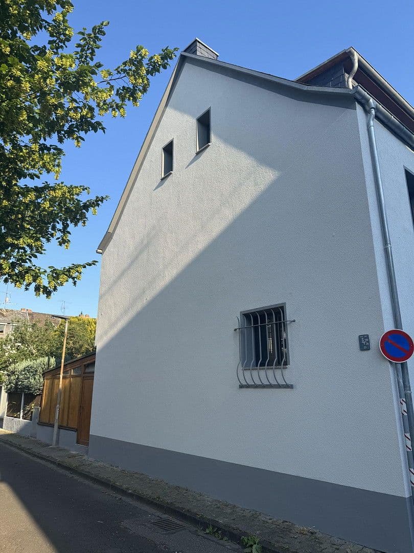 Pronájem domu 150 m², pozemek 168 m², Koblenz, Porýní-Falc Pronájem domu 150 m², pozemek 168 m², Koblenz, Porýní-Falc