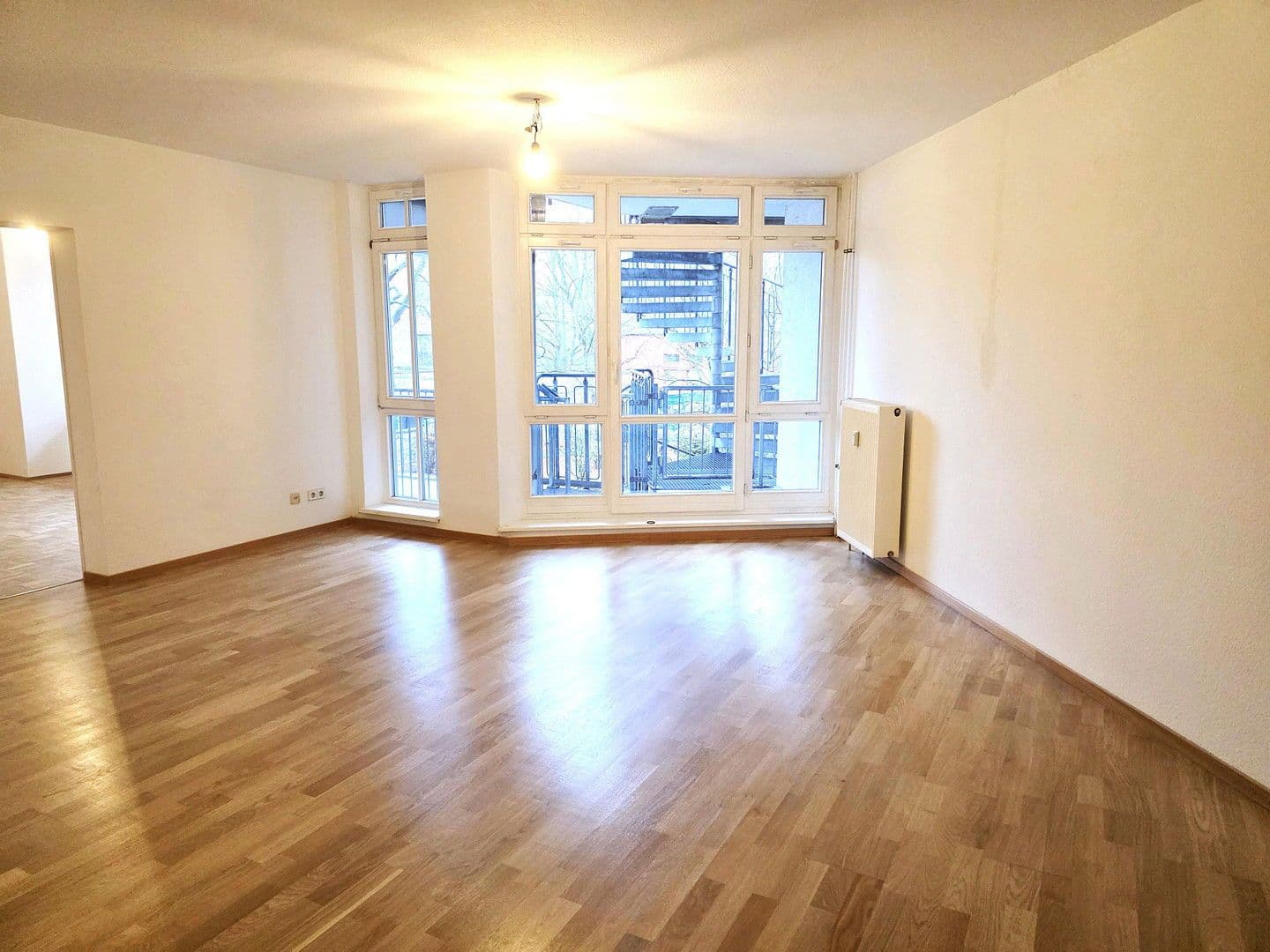 Prodej bytu 3+1 140 m², Alfred-Kowalke-Str.14, Berlin, Berlín Prodej bytu 3+1 140 m², Alfred-Kowalke-Str.14, Berlin, Berlín