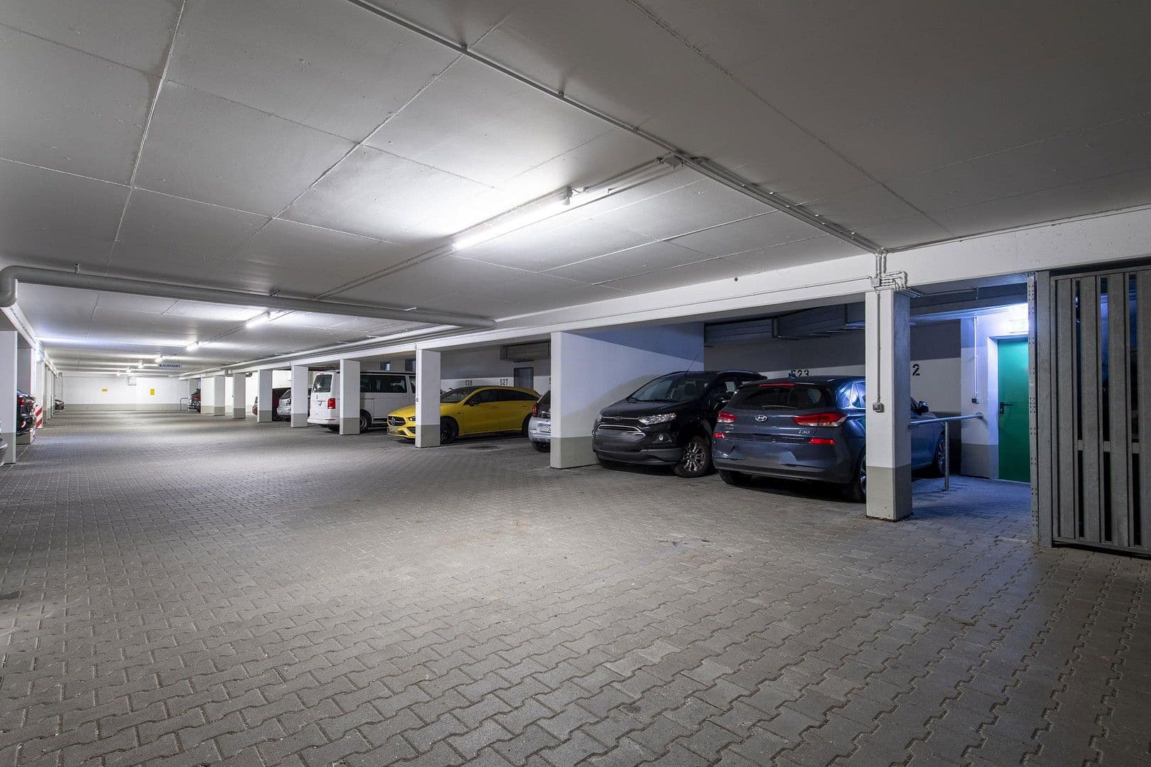 Pronájem bytu 2+1 70 m², Fürkhofstr. 18, München-Bogenhausen, Bavorsko Pronájem bytu 2+1 70 m², Fürkhofstr. 18, München-Bogenhausen, Bavorsko