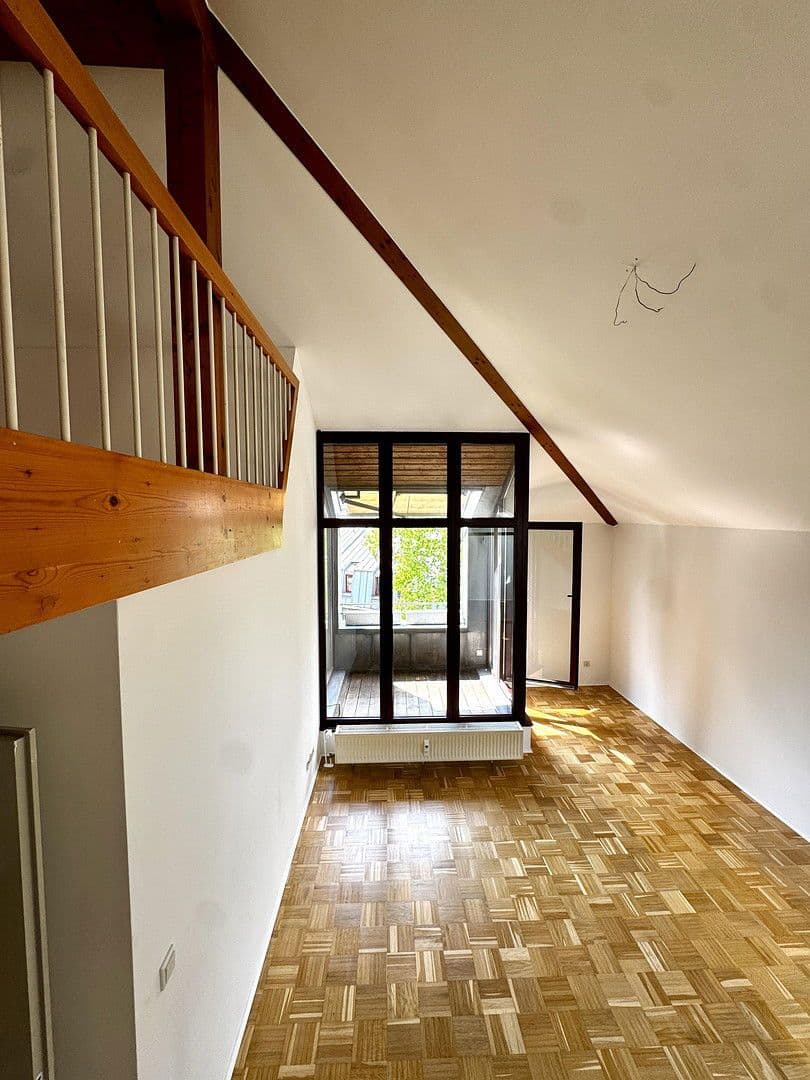 Pronájem bytu 4+1 108 m², Richard-Strauß-Allee 3, Wuppertal, Severní Porýní-Vestfálsko Pronájem bytu 4+1 108 m², Richard-Strauß-Allee 3, Wuppertal, Severní Porýní-Vestfálsko