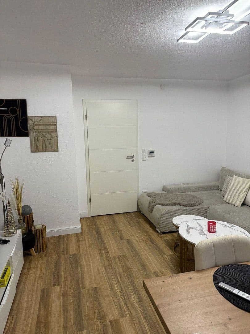 Pronájem bytu 3+1 64 m², Sauerbruchstraße 8, Heidenheim an der Brenz, Bádensko-Württembersko Pronájem bytu 3+1 64 m², Sauerbruchstraße 8, Heidenheim an der Brenz, Bádensko-Württembersko