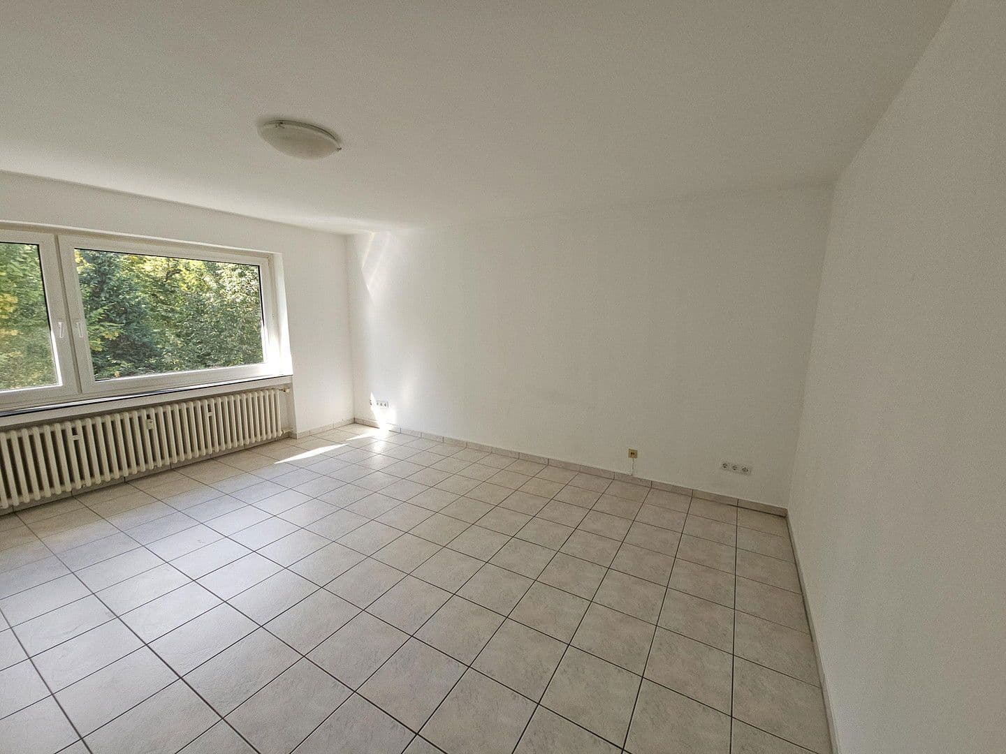 Prodej bytu 2+1 63 m², Köln, Severní Porýní-Vestfálsko Prodej bytu 2+1 63 m², Köln, Severní Porýní-Vestfálsko