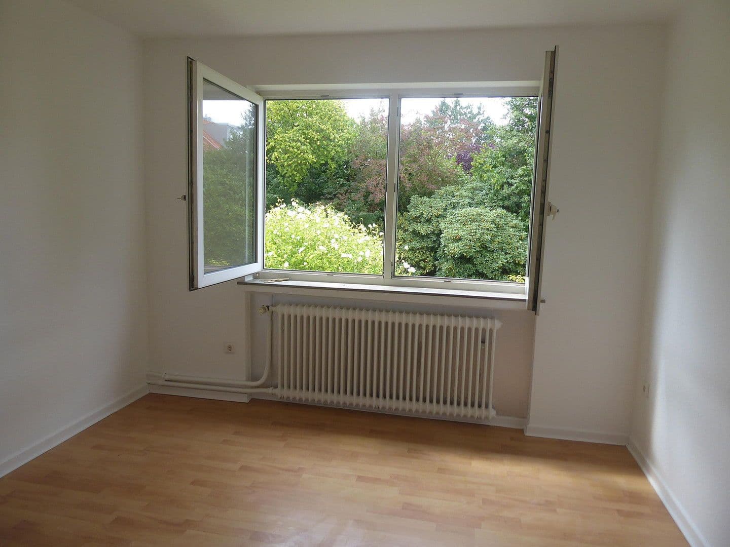 Pronájem bytu 3+1 78 m², Bremen, Bremen Pronájem bytu 3+1 78 m², Bremen, Bremen