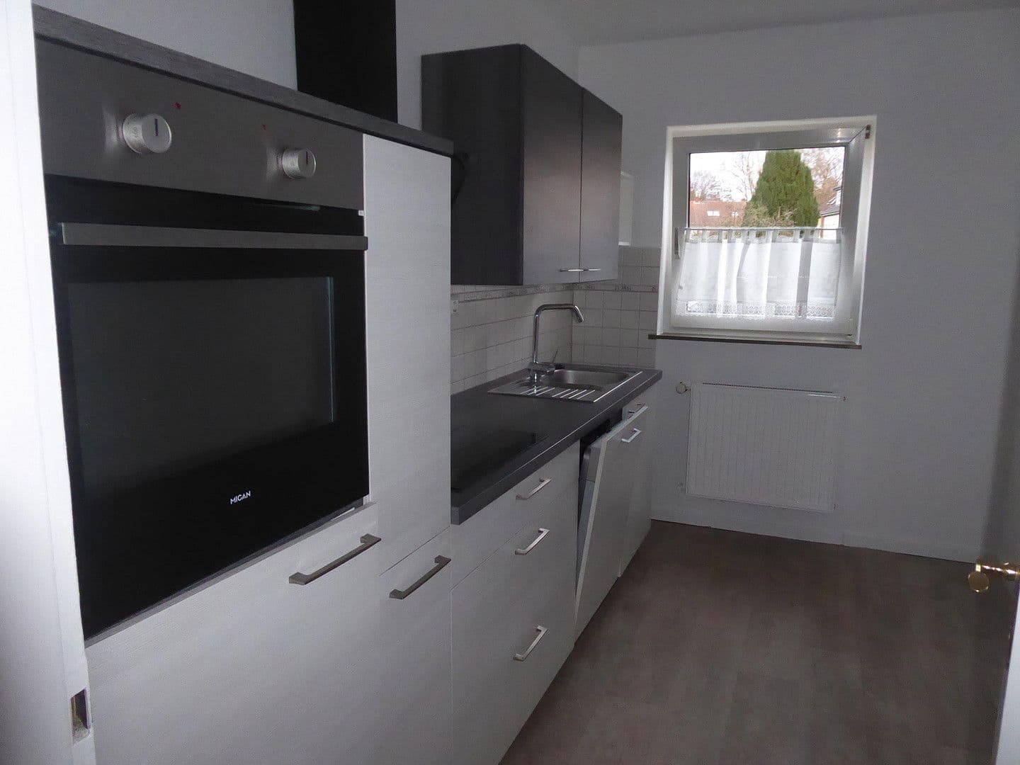 Pronájem bytu 3+1 78 m², Bremen, Bremen Pronájem bytu 3+1 78 m², Bremen, Bremen