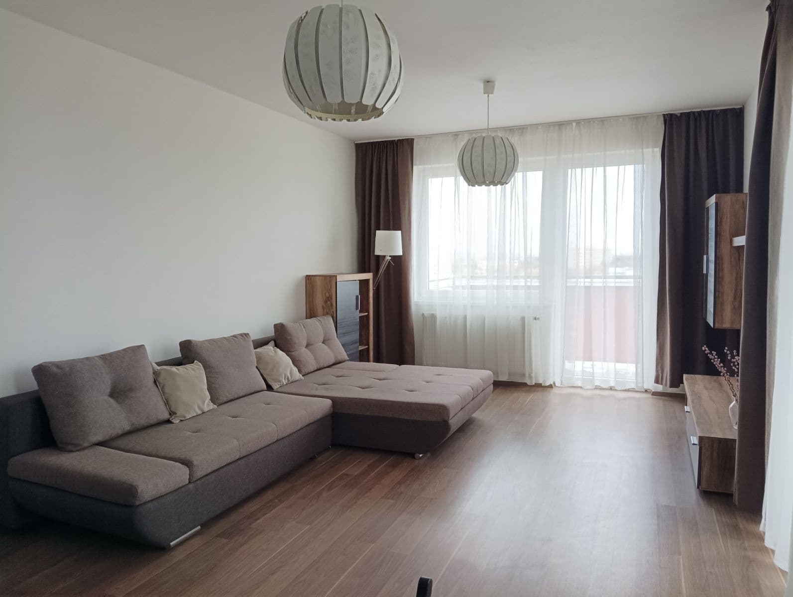 Pronájem bytu 2+kk 57 m², Modenská, Praha, Praha Pronájem bytu 2+kk 57 m², Modenská, Praha, Praha