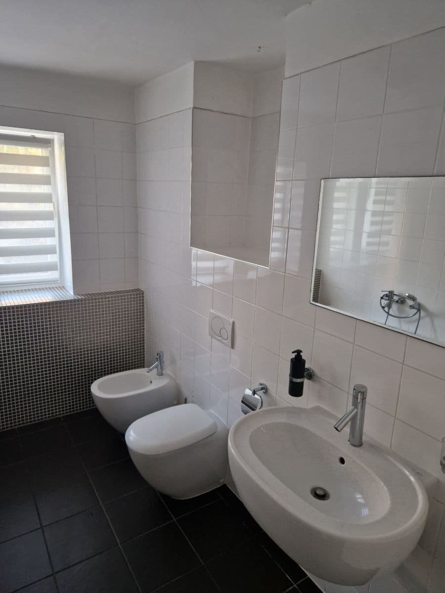 Pronájem bytu 2+kk 52 m², Třída Míru, Beroun, Středočeský kraj Pronájem bytu 2+kk 52 m², Třída Míru, Beroun, Středočeský kraj