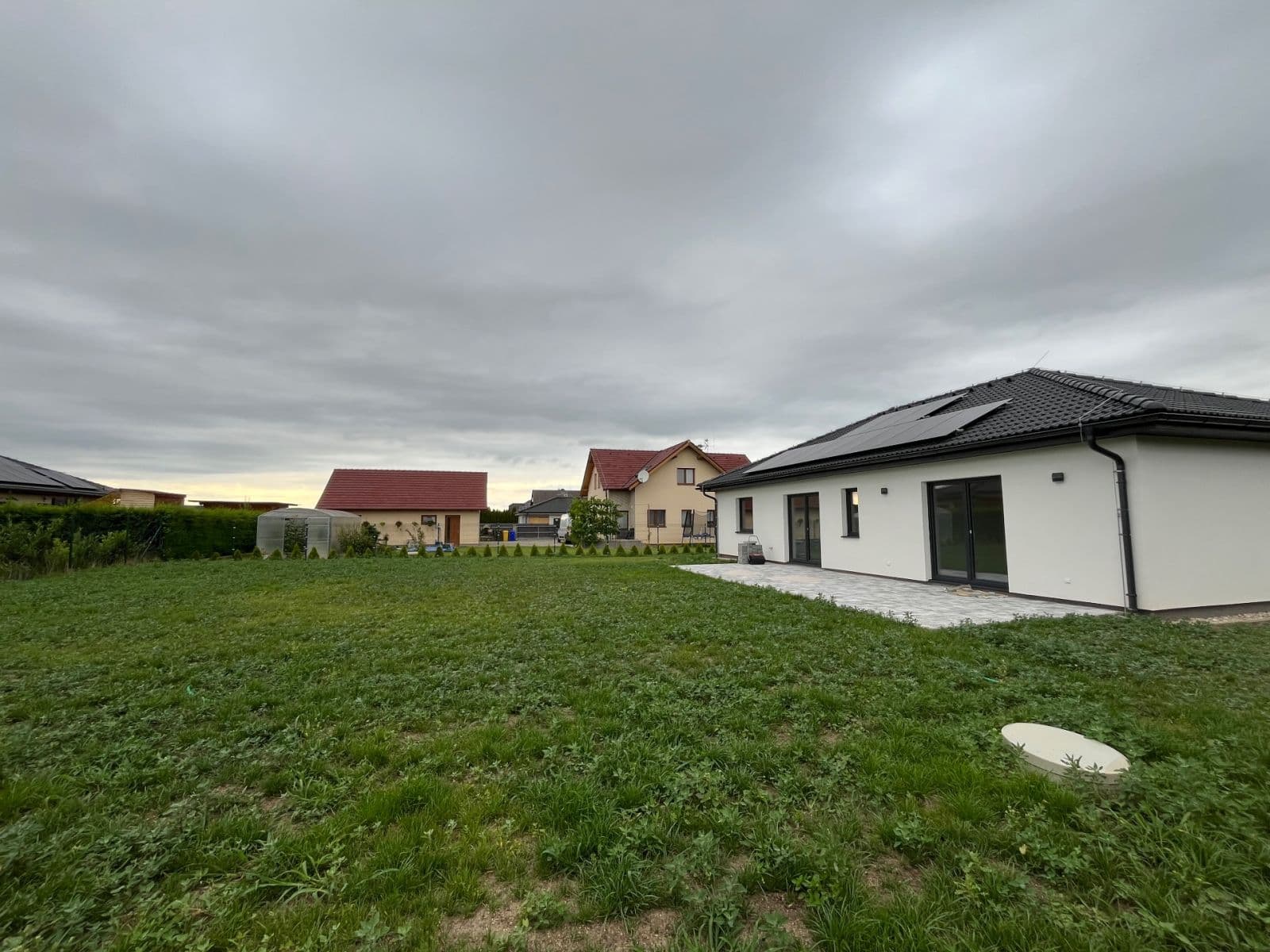 Prodej domu 107 m², pozemek 940 m², Kukuřičná, Sibřina, Středočeský kraj Prodej domu 107 m², pozemek 940 m², Kukuřičná, Sibřina, Středočeský kraj