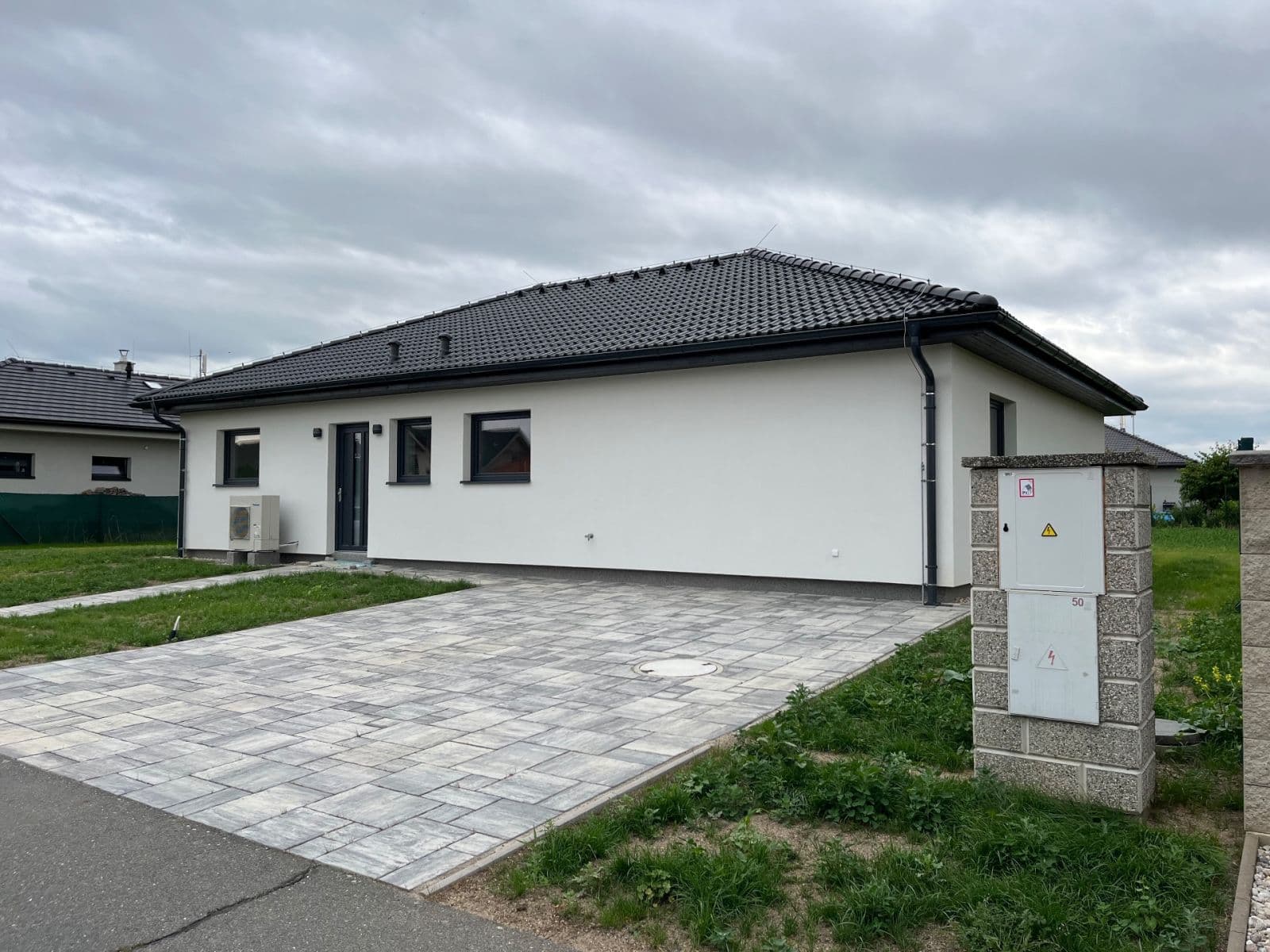 Prodej domu 107 m², pozemek 940 m², Kukuřičná, Sibřina, Středočeský kraj Prodej domu 107 m², pozemek 940 m², Kukuřičná, Sibřina, Středočeský kraj
