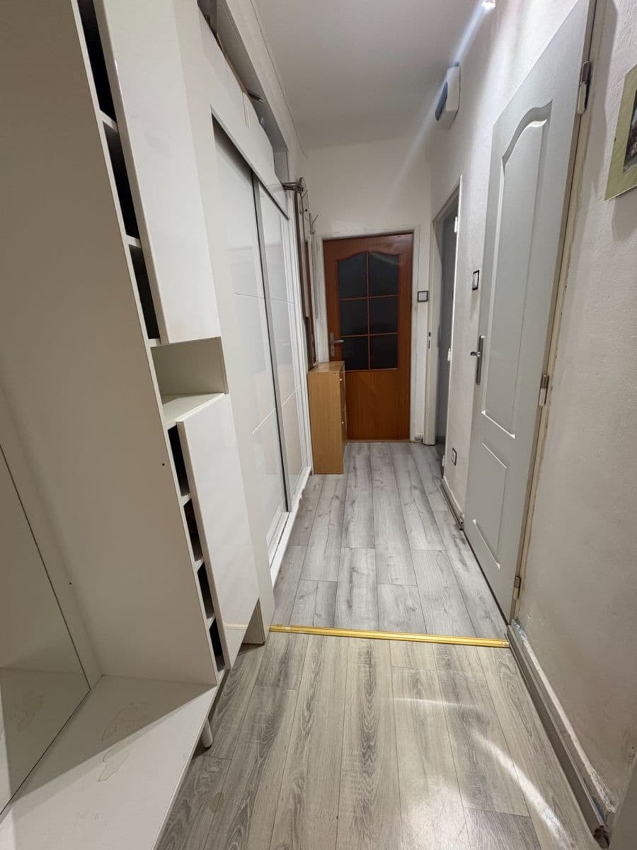 Pronájem bytu 2+1 55 m², 17. listopadu, Havířov, Moravskoslezský kraj Pronájem bytu 2+1 55 m², 17. listopadu, Havířov, Moravskoslezský kraj