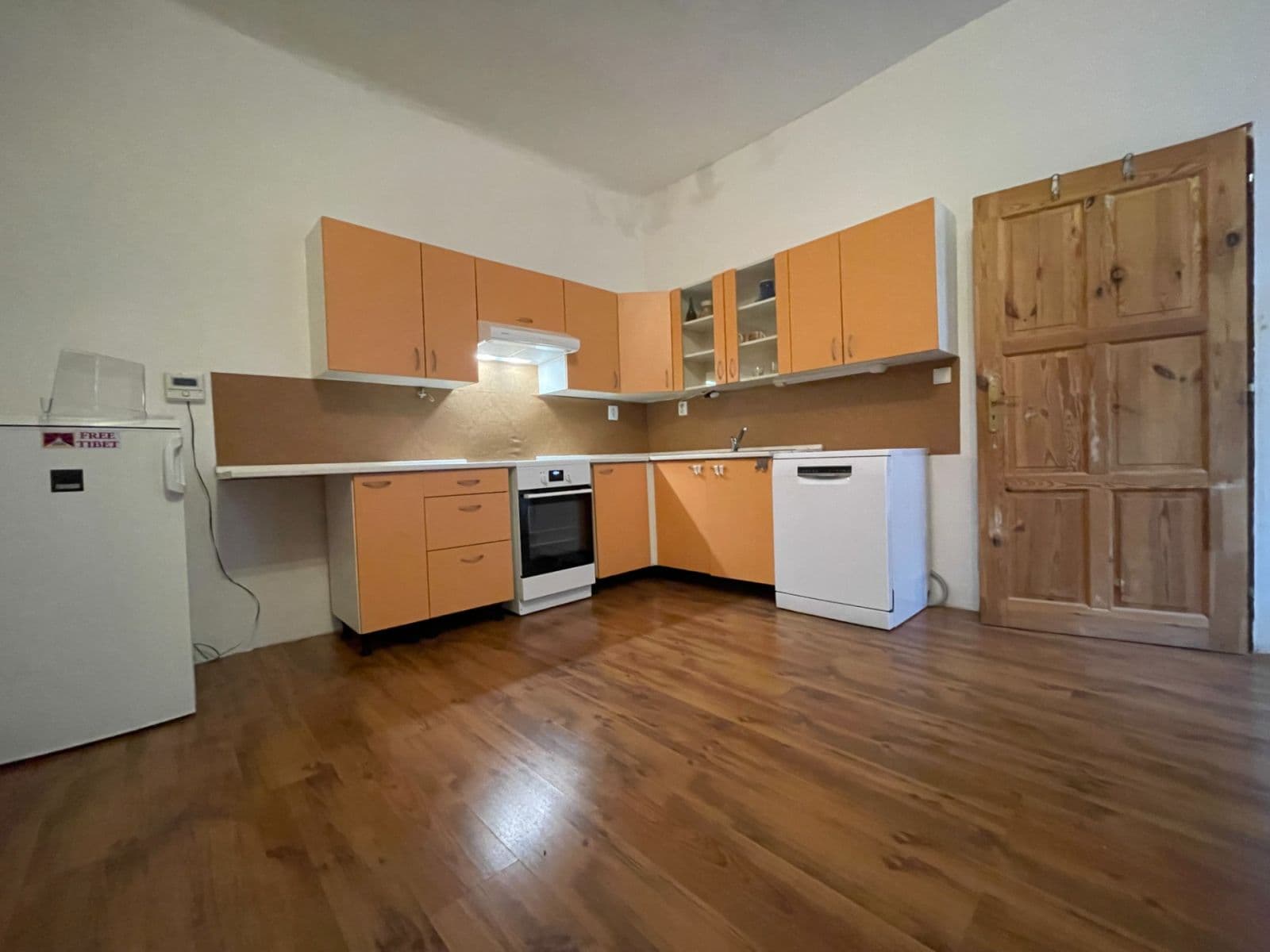 Pronájem bytu 1+1 43 m², V Šáreckém údolí, Praha, Praha Pronájem bytu 1+1 43 m², V Šáreckém údolí, Praha, Praha