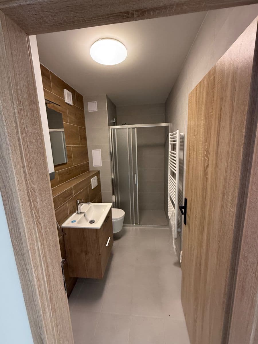 Pronájem bytu 3+kk 65 m², nám. Kpt. Otm. Chlupa, Znojmo, Jihomoravský kraj Pronájem bytu 3+kk 65 m², nám. Kpt. Otm. Chlupa, Znojmo, Jihomoravský kraj