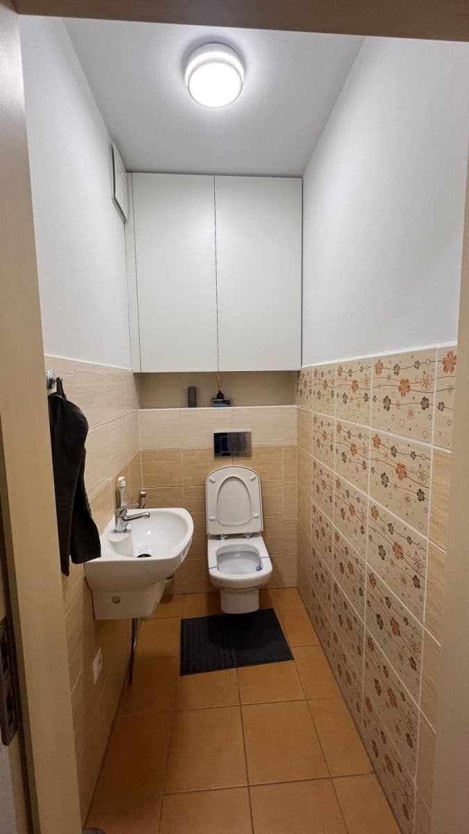 Pronájem bytu 3+kk 78 m², Athénská, Praha, Praha Pronájem bytu 3+kk 78 m², Athénská, Praha, Praha